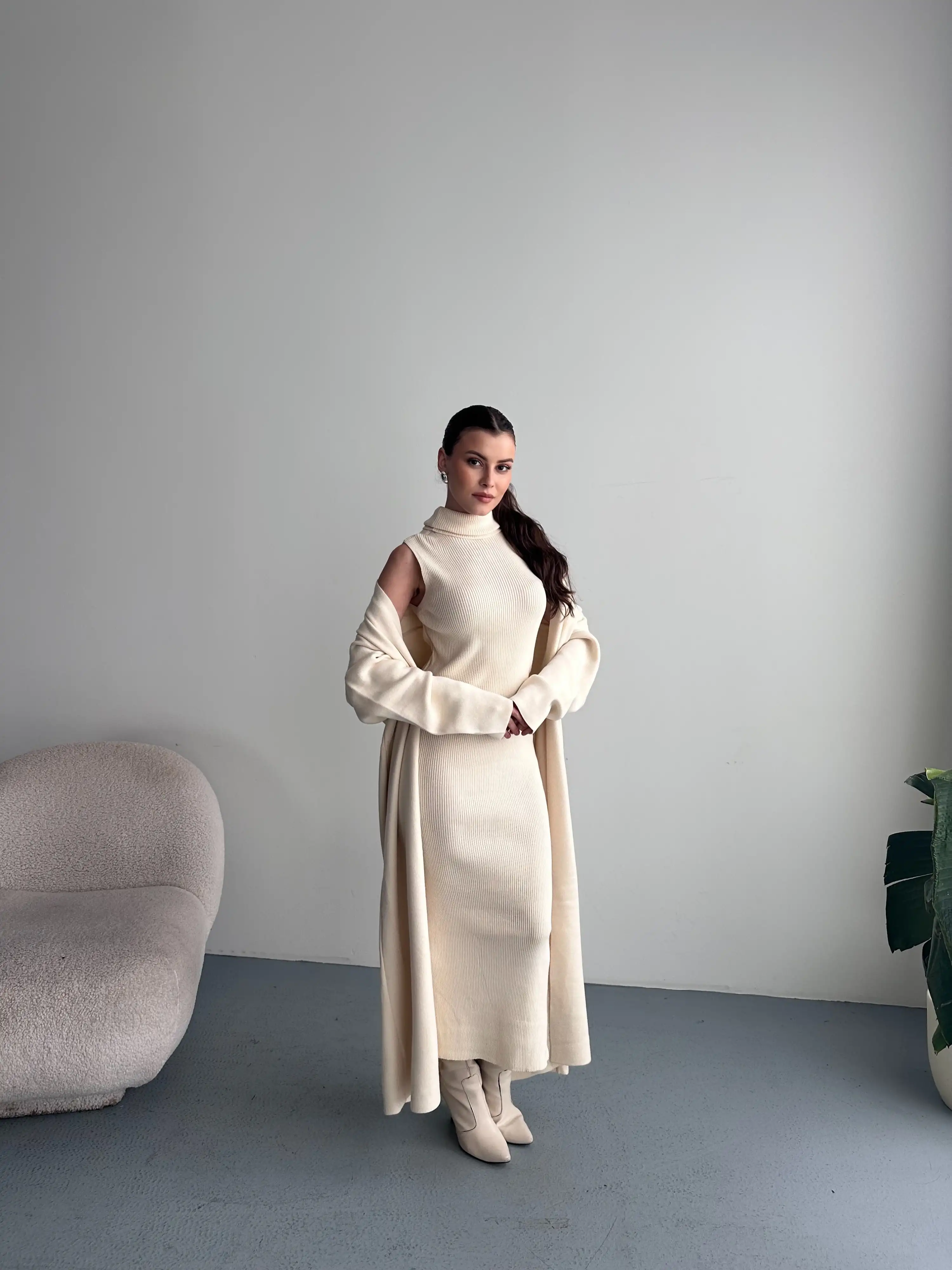 ELBİSELİ HIRKA TAKIM-KREM