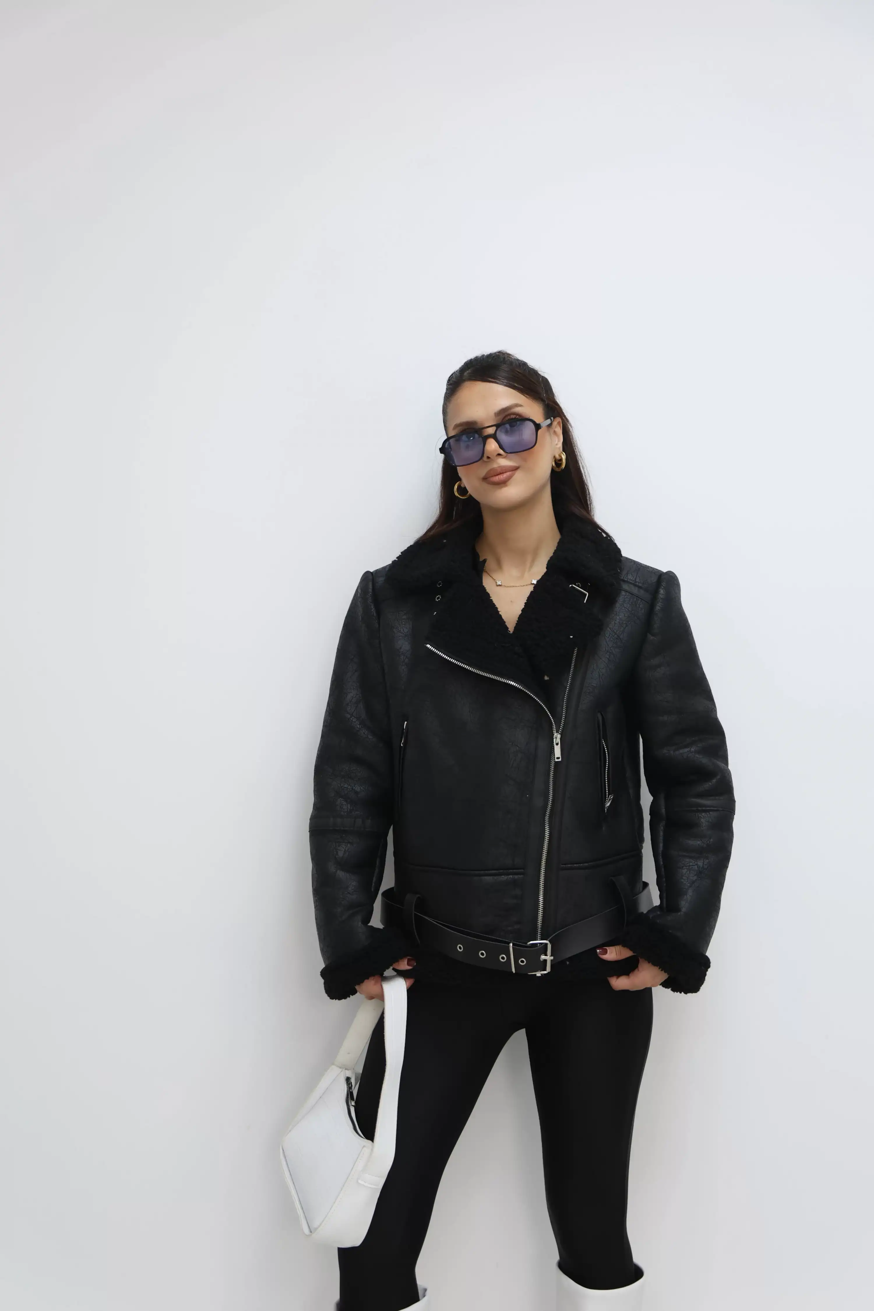 İÇİ PELUŞ DETAYLI BİKET CEKET-SİYAH