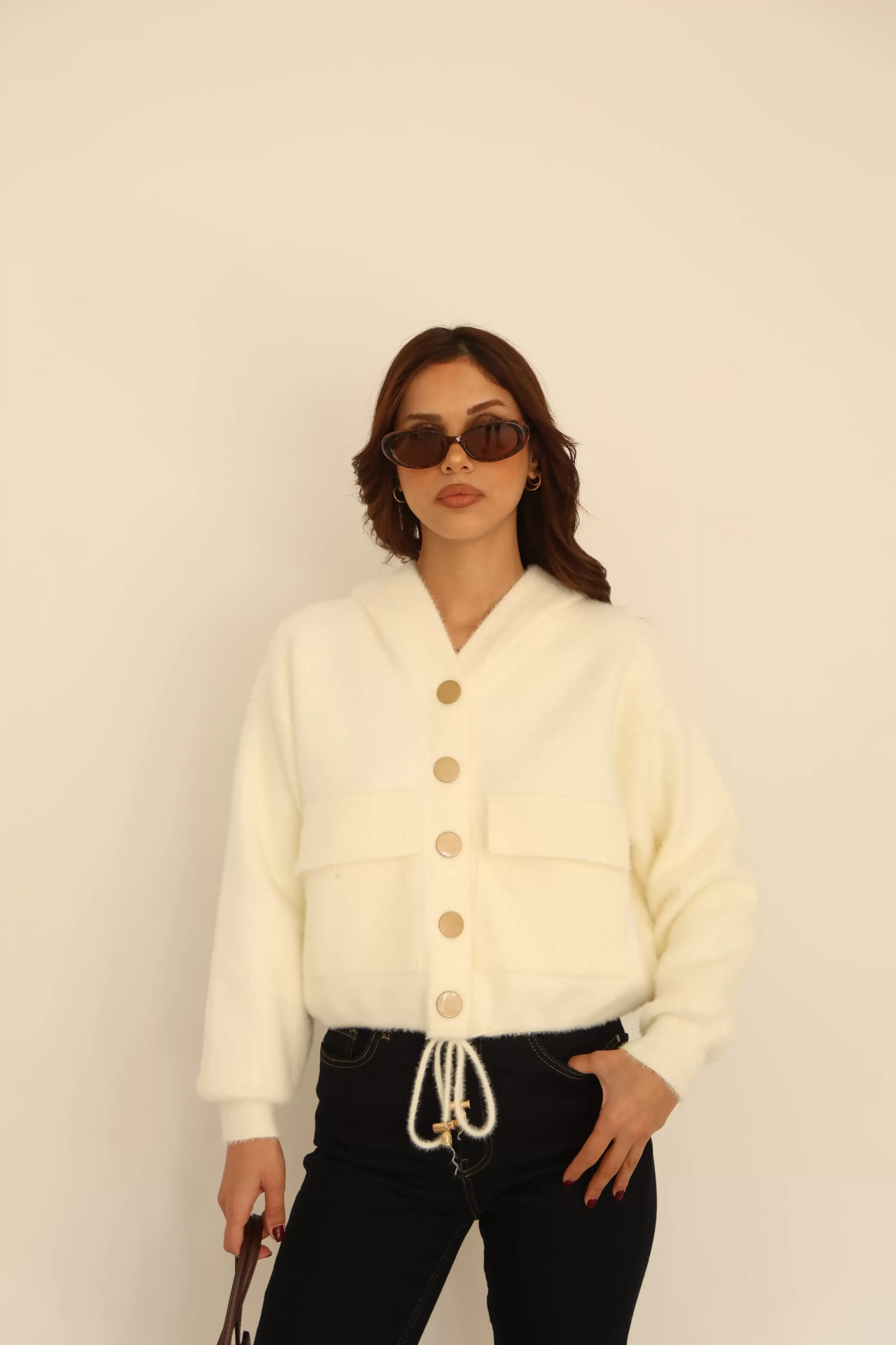 KAPŞONLU ÇITÇITLI CEPLİ HIRKA-BEYAZ