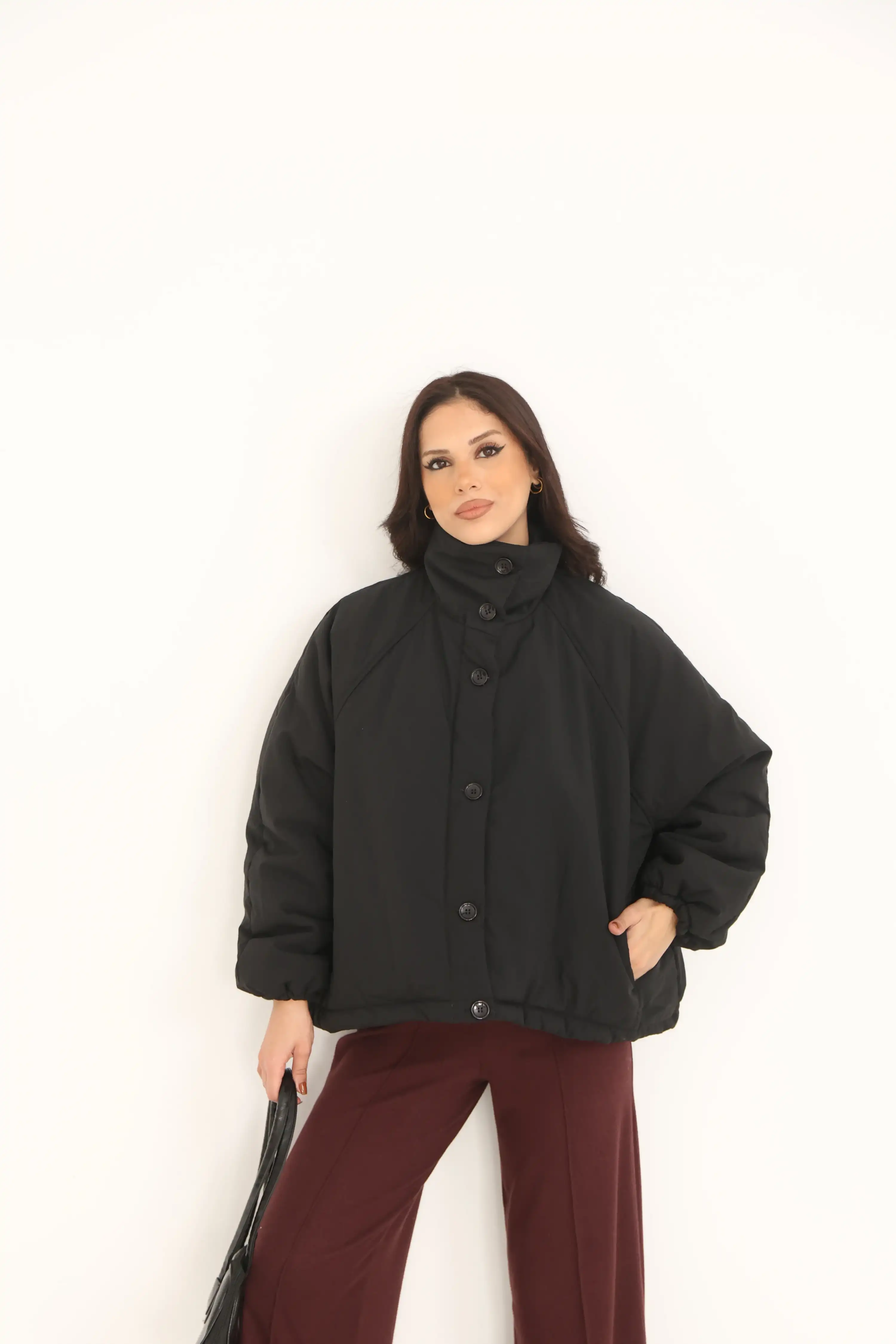 MODERN ŞİŞME MONT-SİYAH