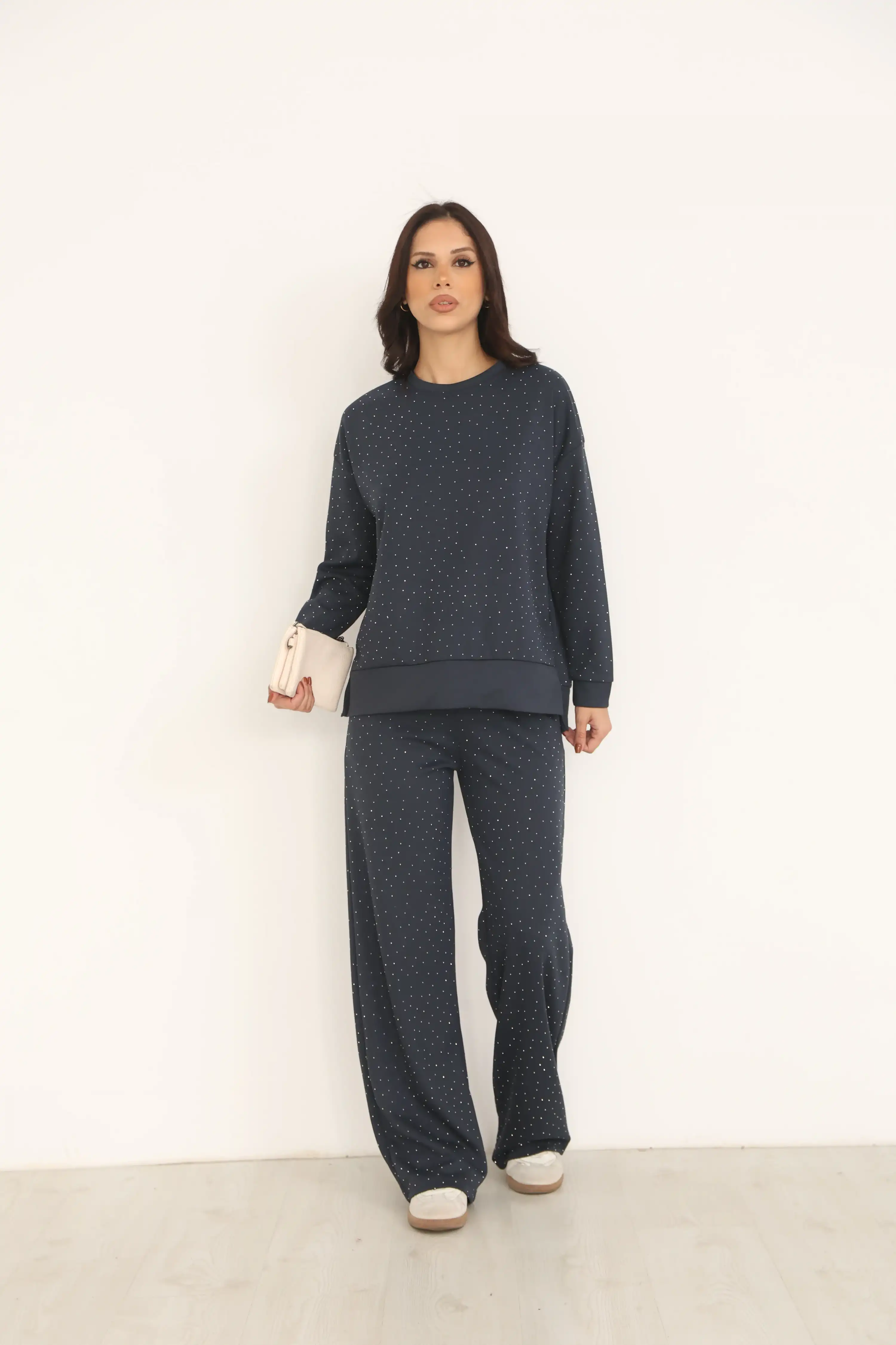 TAŞ DETAYLI EŞOFMAN TAKIMI-MAVİ