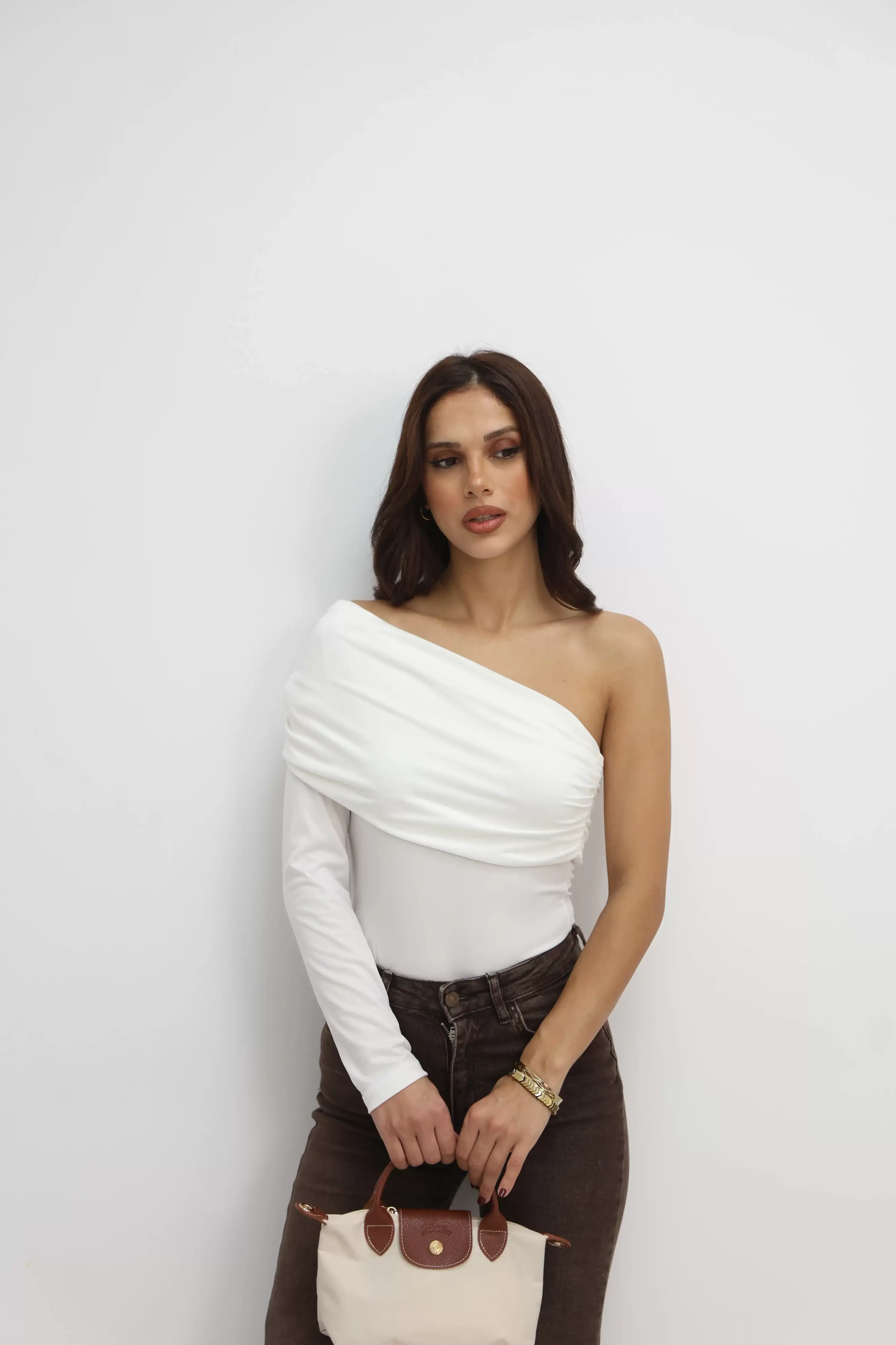 TEK OMUZ SANDY BODYSUİT-BEYAZ