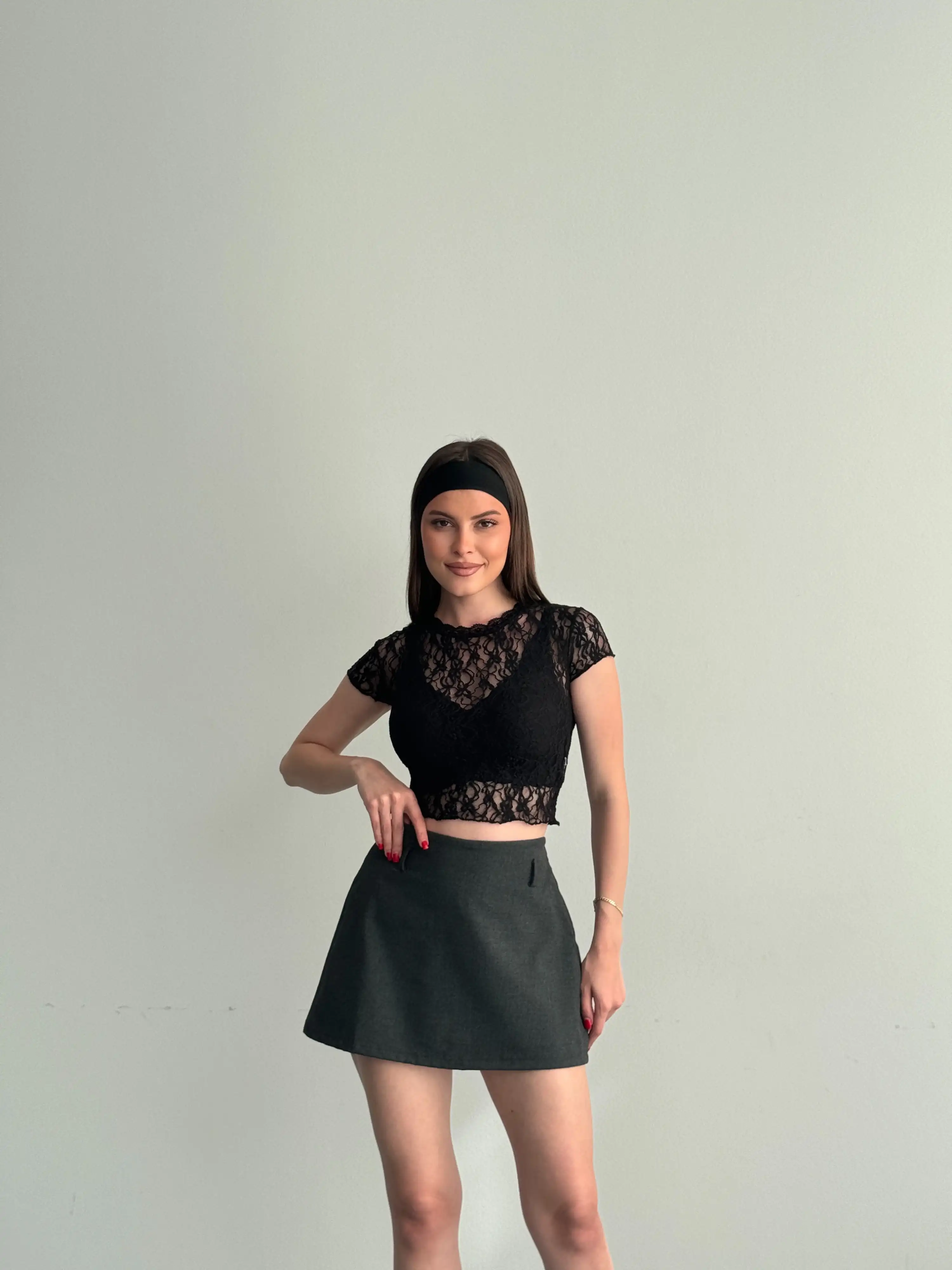 TRANSPARAN CROP-SİYAH