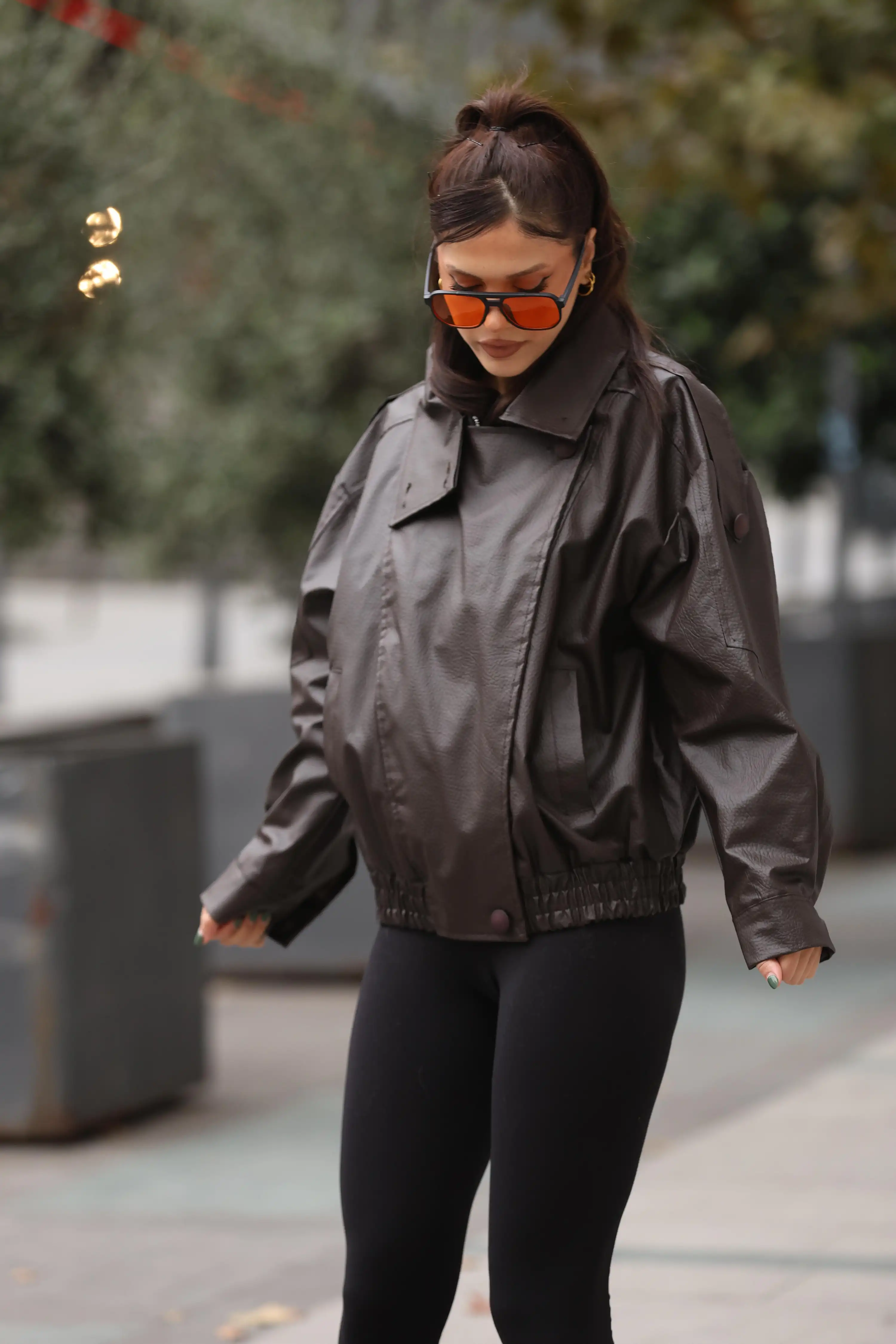 KRUVAZE YAKA DERİ BEL LASTİKLİ CEKET-KAHVE