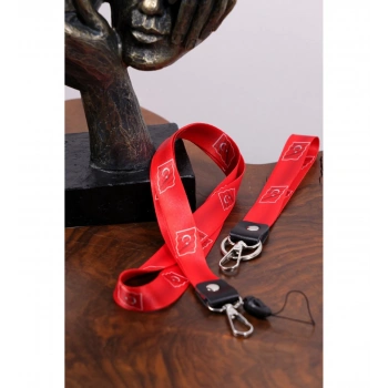 Dioforce Bayrak Temalı Tek Rivetli Boyun Askı İpi Ve Anahtarlık Takımı