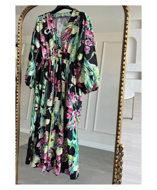 ÇİÇEK DESENLİ ÖZEL TASARIM ELBİSE