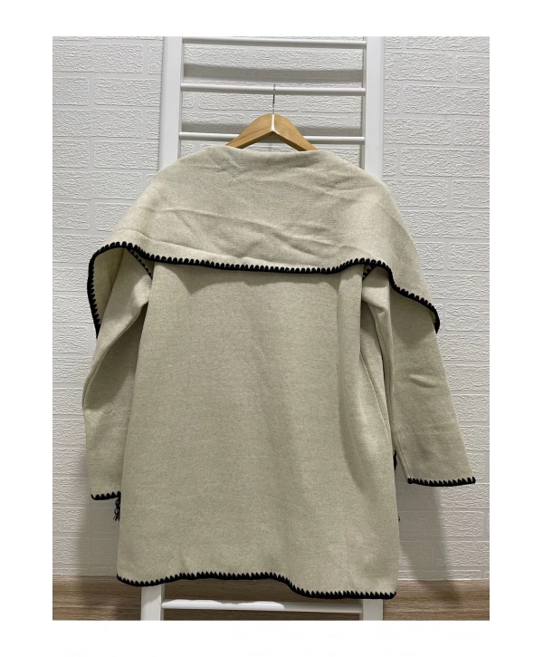 KADIN ATKILI TRİKO HIRKA