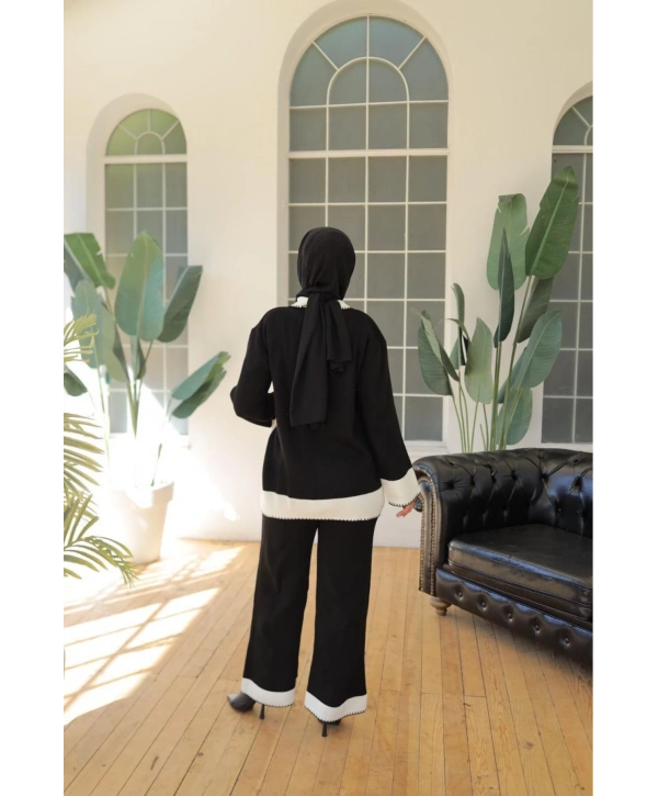 Çimalı Düğme Yakalı Triko Takım