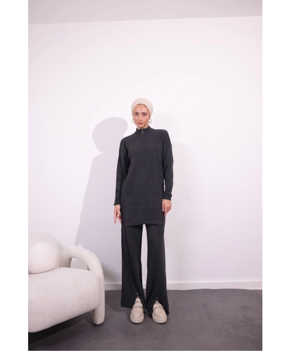 FERMUAR DETAYLI VİRAL TRİKO TAKIM