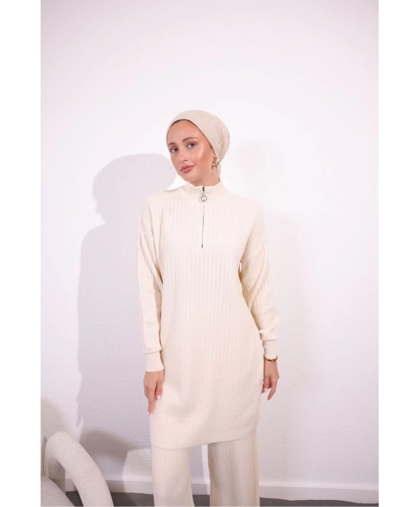 FERMUAR DETAYLI VİRAL TRİKO TAKIM