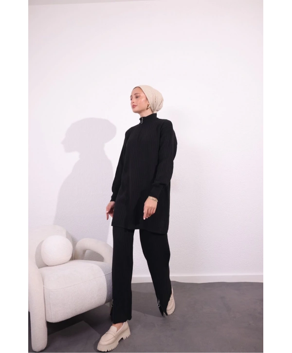 FERMUAR DETAYLI VİRAL TRİKO TAKIM