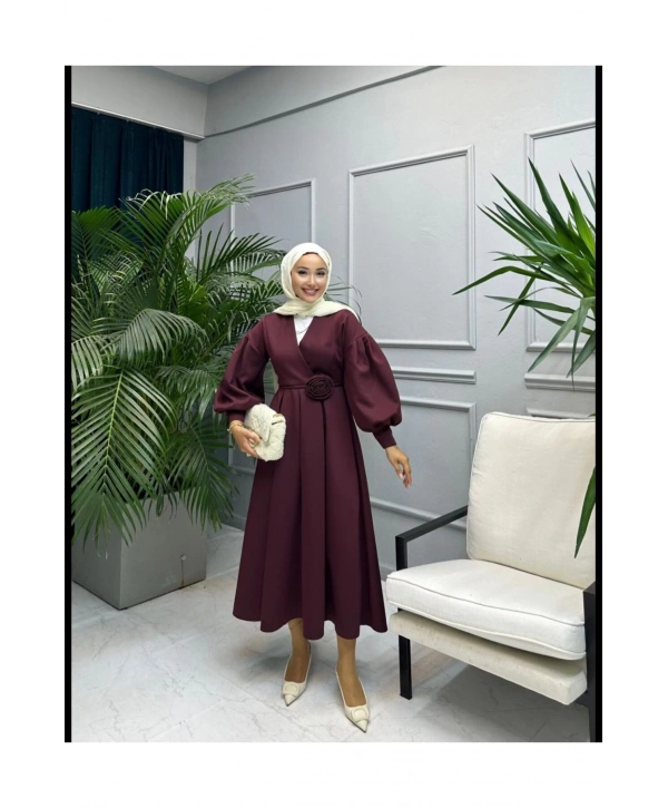 GÜL KEMERLİ SCUBA ELBİSE