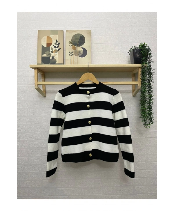 ÇİZGİLİ TRİKO HIRKA