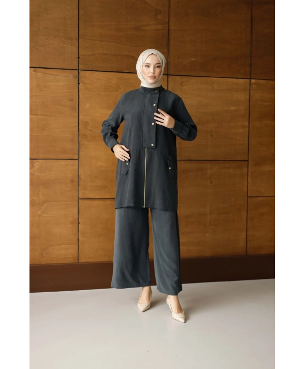 Nova Düğmeli Fermuarlı Takım - Siyah