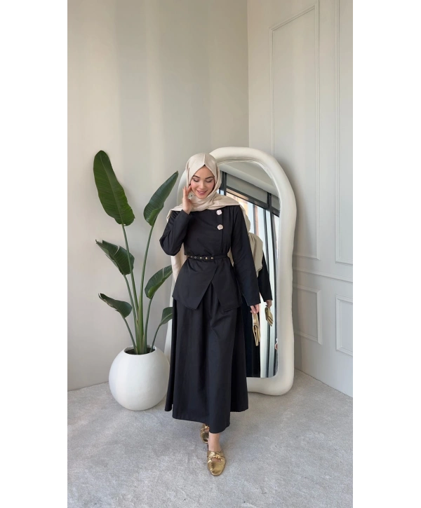 Nevra Çift Düğmeli Kemerli Etekli Takım - Siyah