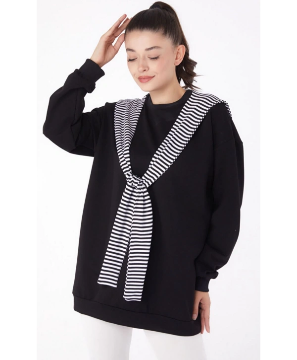 Atkı Detaylı İki İplik Sweat