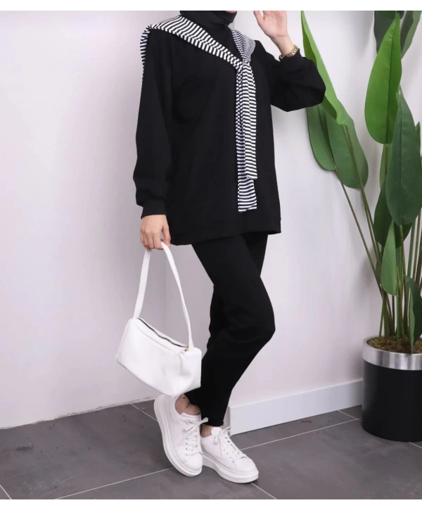 Atkı Detaylı İki İplik Sweat