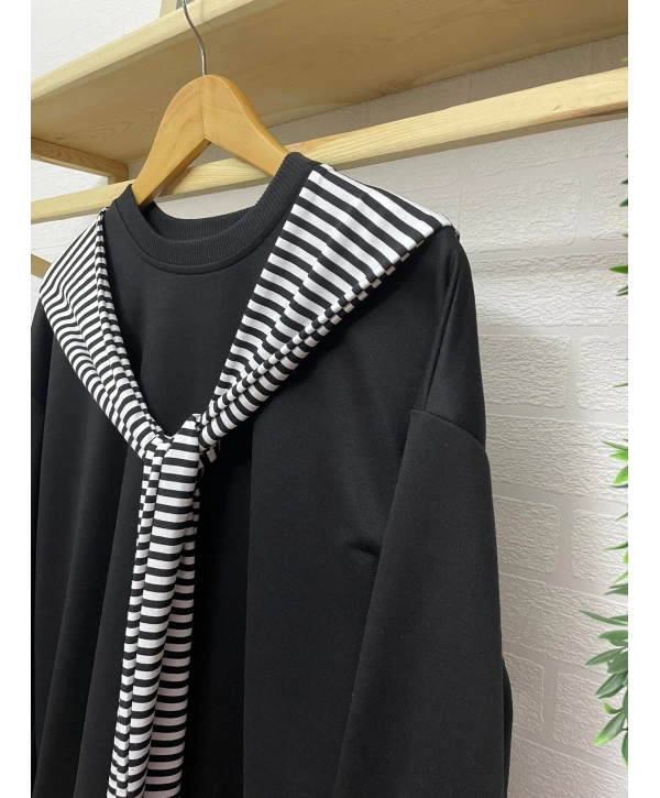 Atkı Detaylı İki İplik Sweat