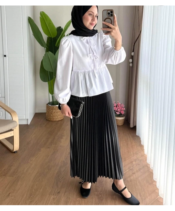 Belden Bağlamalı Kısa Gömlek