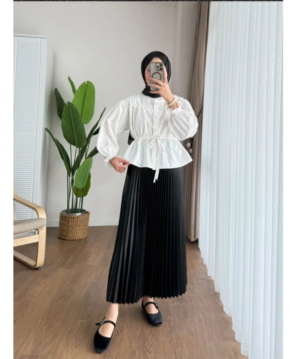 Belden Bağlamalı Kısa Gömlek