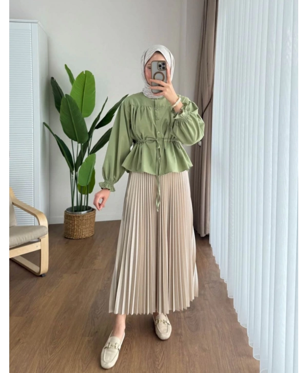 Belden Bağlamalı Kısa Gömlek