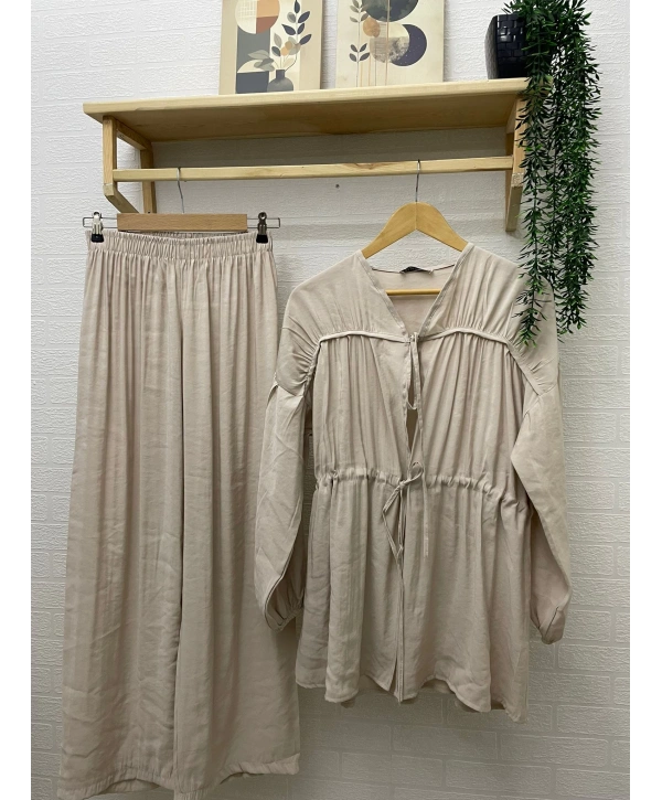 Büzgülü Pantolonlu Takım - Bej