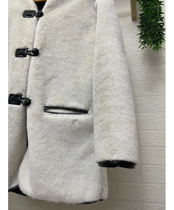 DERİ BİYELİ KÜRK KABAN