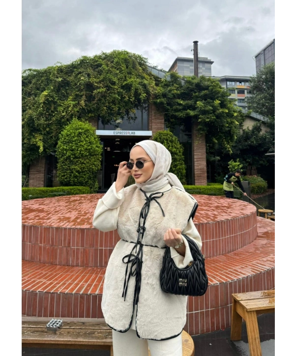 DERİ BİYELİ KÜRK YELEK