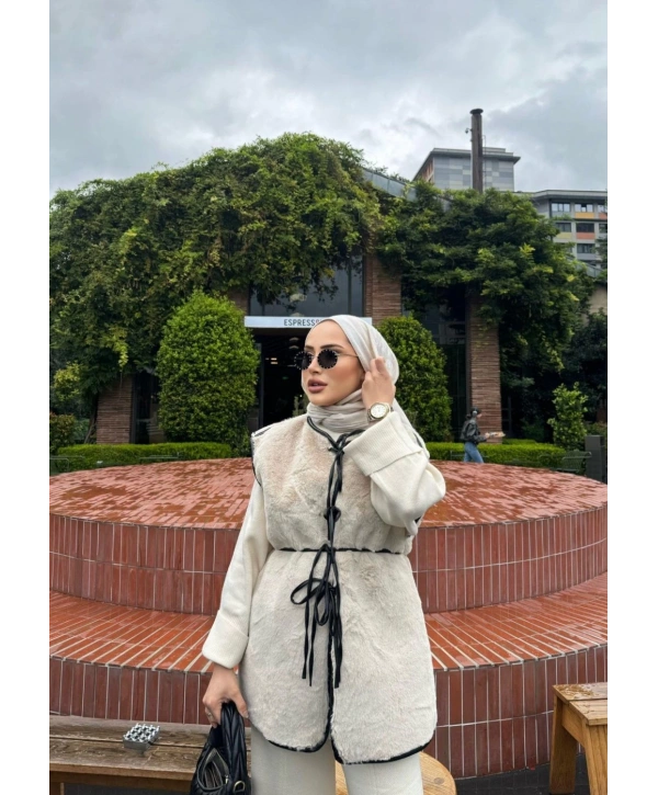 DERİ BİYELİ KÜRK YELEK