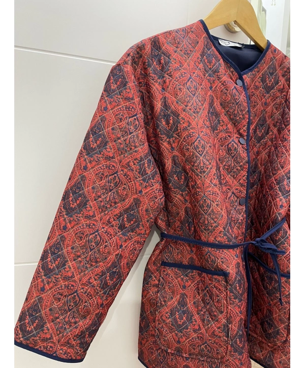 ETNİK DESEN KAPİTONE CEKET