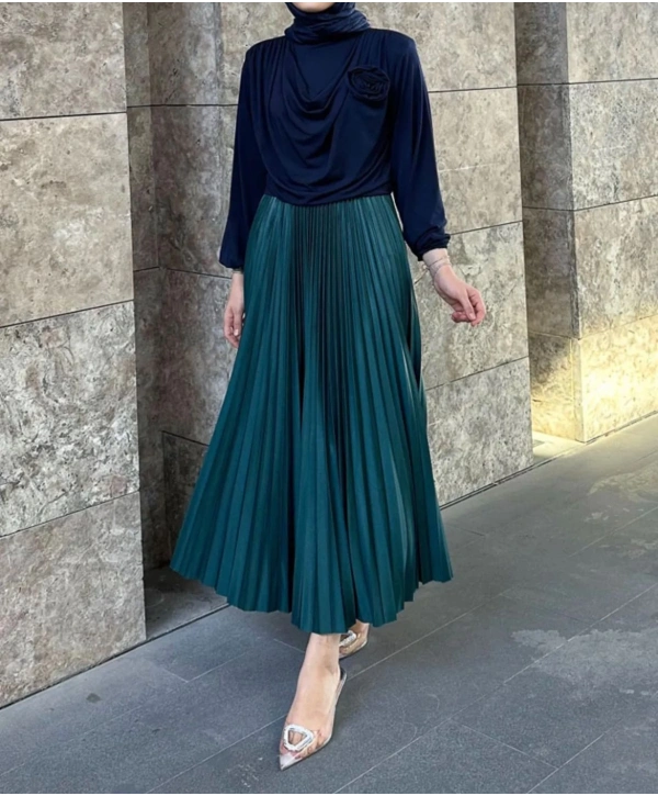 İNCE SIK PİLİSELİ ETEK