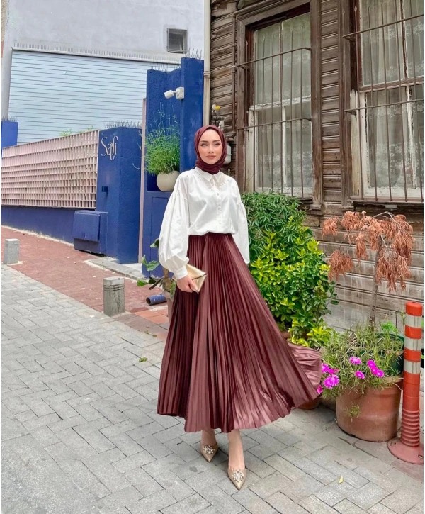 İNCE SIK PİLİSELİ ETEK