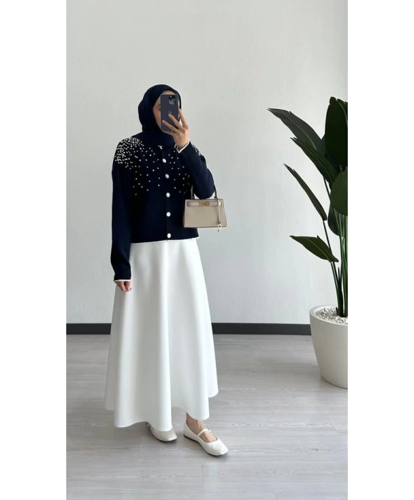 İNCİ TAŞLI TRİKO HIRKA