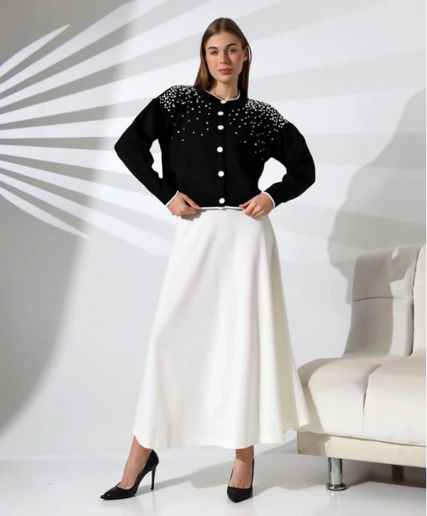 İNCİ TAŞLI TRİKO HIRKA