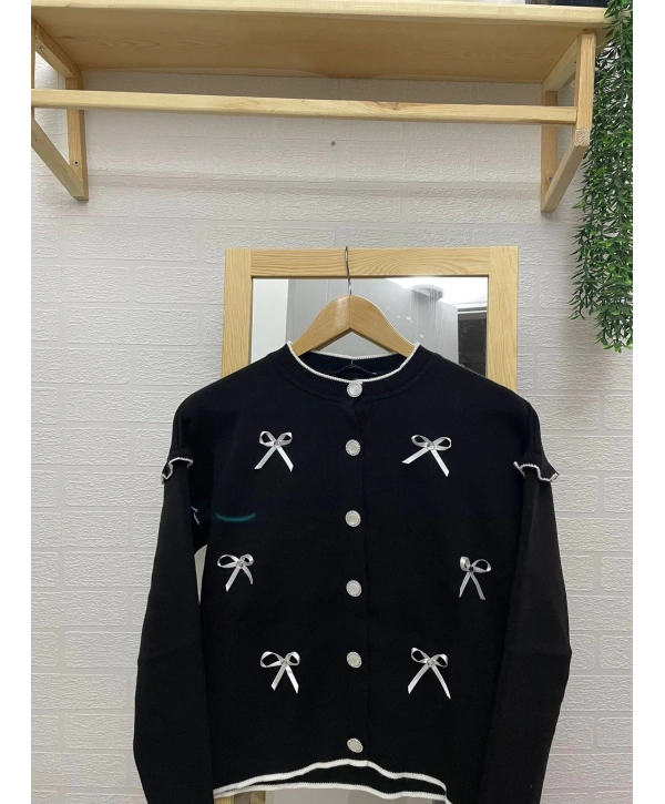 Kurdela Fiyonklu Triko Hırka - Siyah