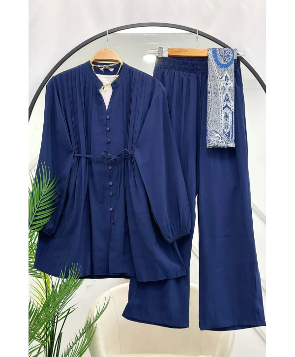 Önden Düğmeli Kuşaklı Takım