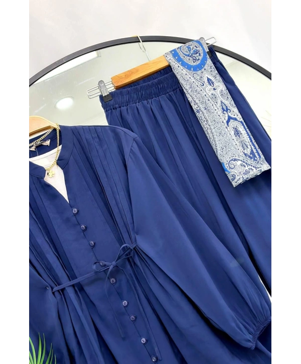 Önden Düğmeli Kuşaklı Takım