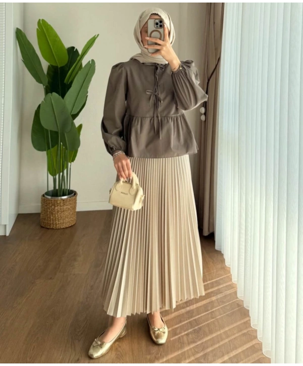 Önden Bağcıklı Kısa Gömlek