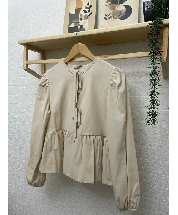 Önden Bağcıklı Kısa Gömlek