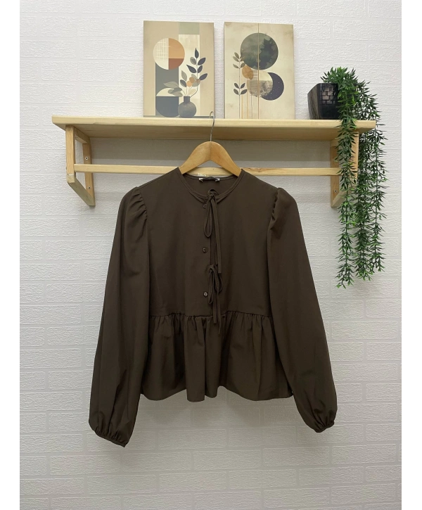 Önden Bağcıklı Kısa Gömlek