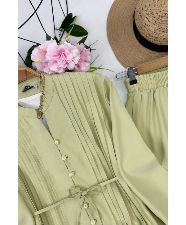 Önden Düğmeli Kuşaklı Takım