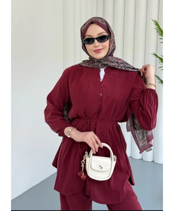 Önden Düğmeli Kuşaklı Takım