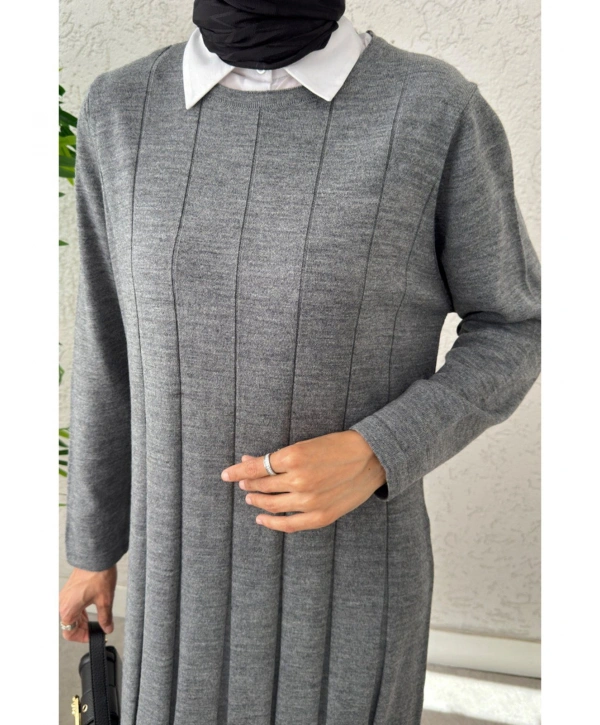 Piliseli Şeritli Triko Elbise - Gri