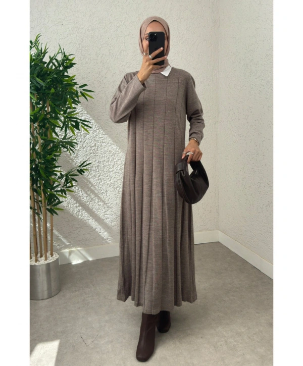 Piliseli Şeritli Triko Elbise - Vizon