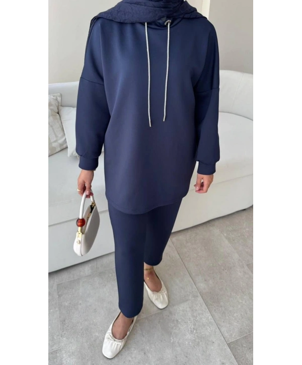 Yaka Detaylı Scuba Takım