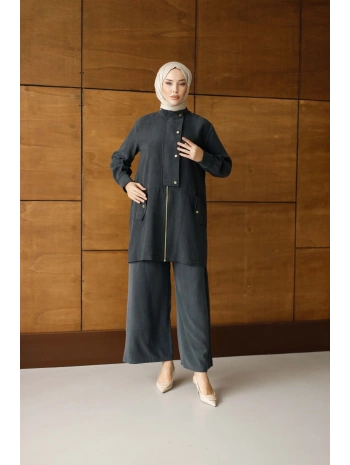 Nova Düğmeli Fermuarlı Takım - Siyah