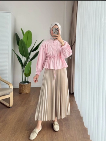 Belden Bağlamalı Kısa Gömlek