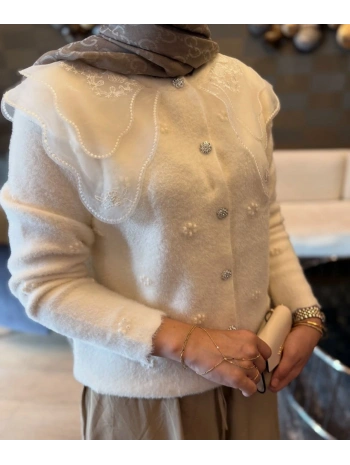 Dantel Yaka Angora Hırka - Beyaz
