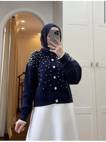 İNCİ TAŞLI TRİKO HIRKA