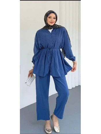 Önden Düğmeli Kuşaklı Takım